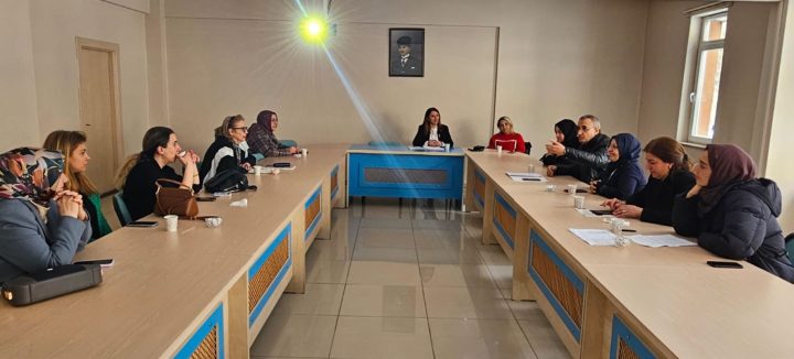 Kadın ve Aile Komisyonu toplantısından bir kare